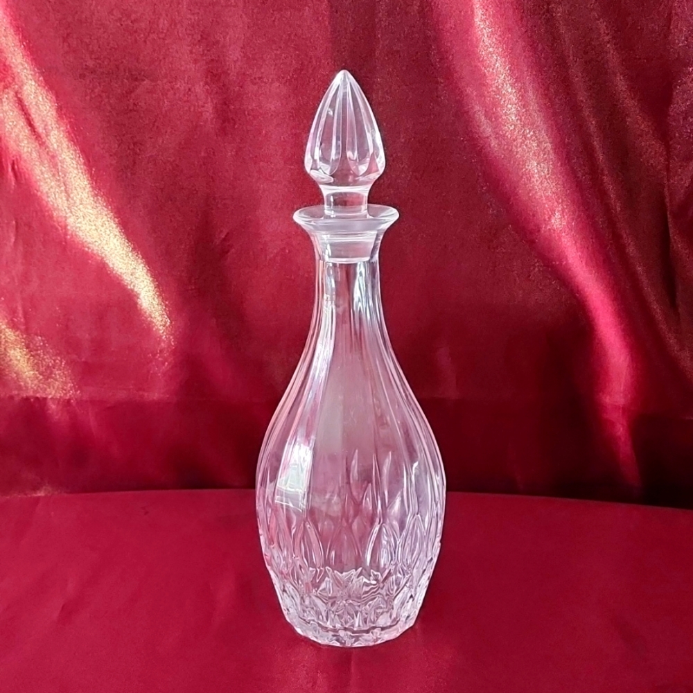 Crystal decanter